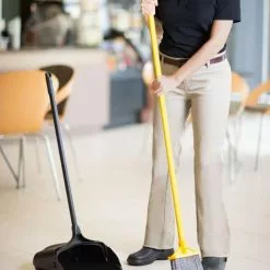 Rubbermaid Commercial Products Dustpans Plastic Upright Dustpan -Cleaning Supplies Shop 05372687