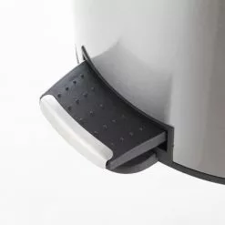 Style Selections Trash Cans 30-Liter Stainless Steel Steel Commercial Trash Can with Lid -Cleaning Supplies Shop 15589120