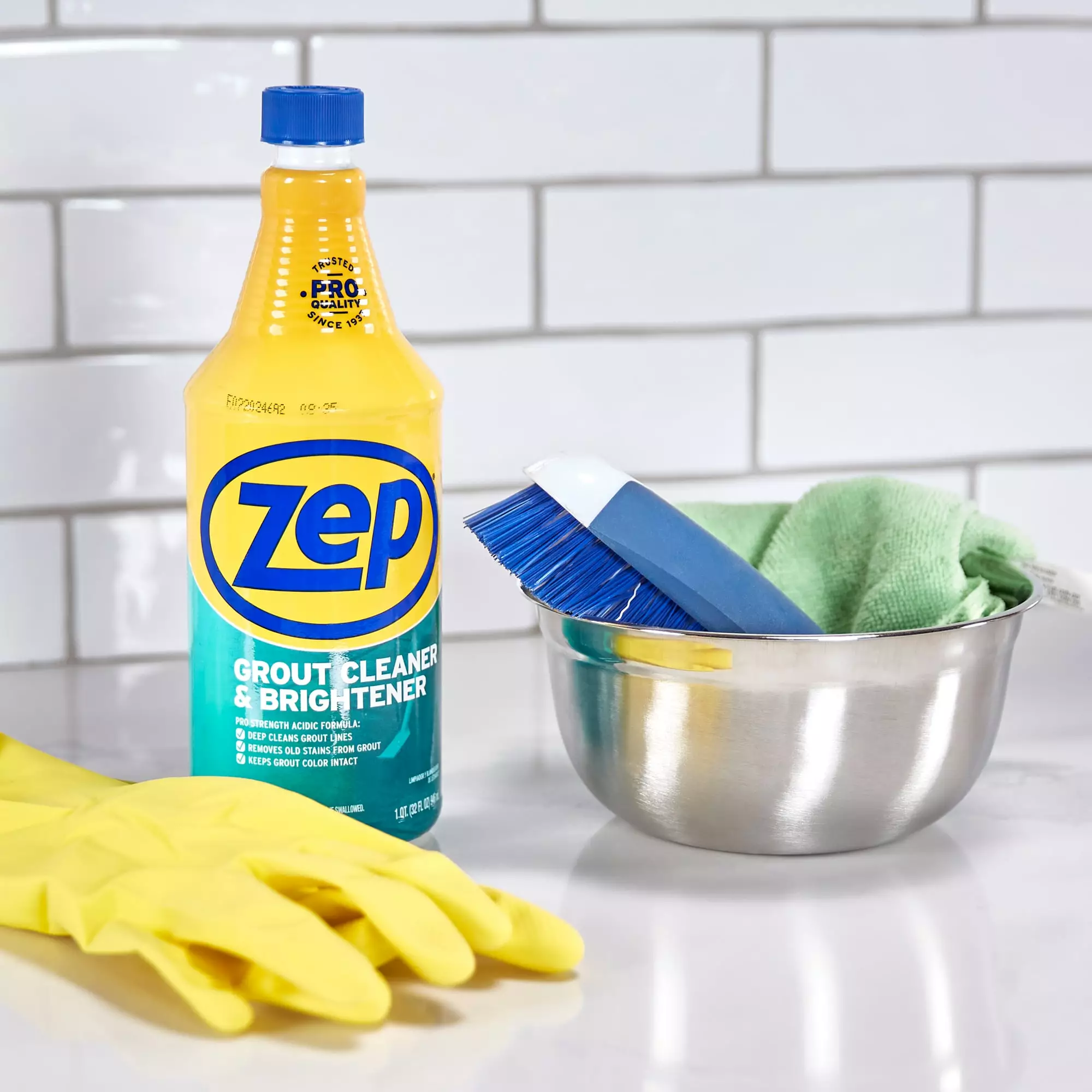 Zep Grout Cleaners 32-oz Grout Cleaner 4 Zep Grout Cleaners 32-oz Grout Cleaner - Image 3