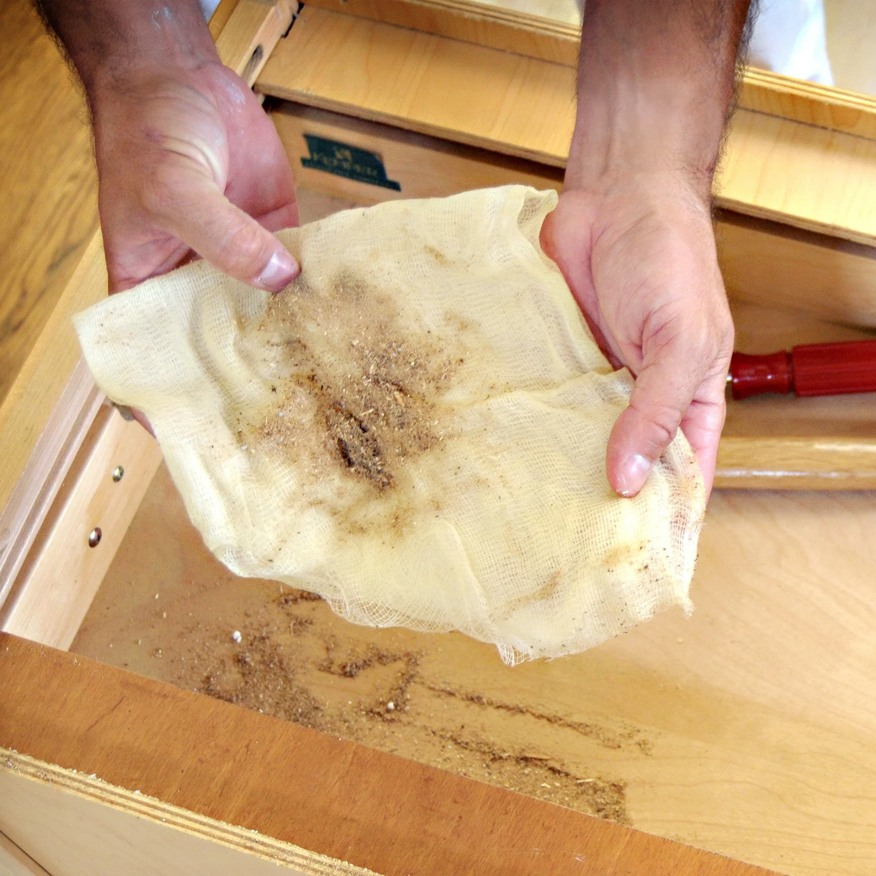 Trimaco Cleaning Cloths 2-Pack Cotton Tack Cloth 7 Trimaco Cleaning Cloths 2-Pack Cotton Tack Cloth - Image 5